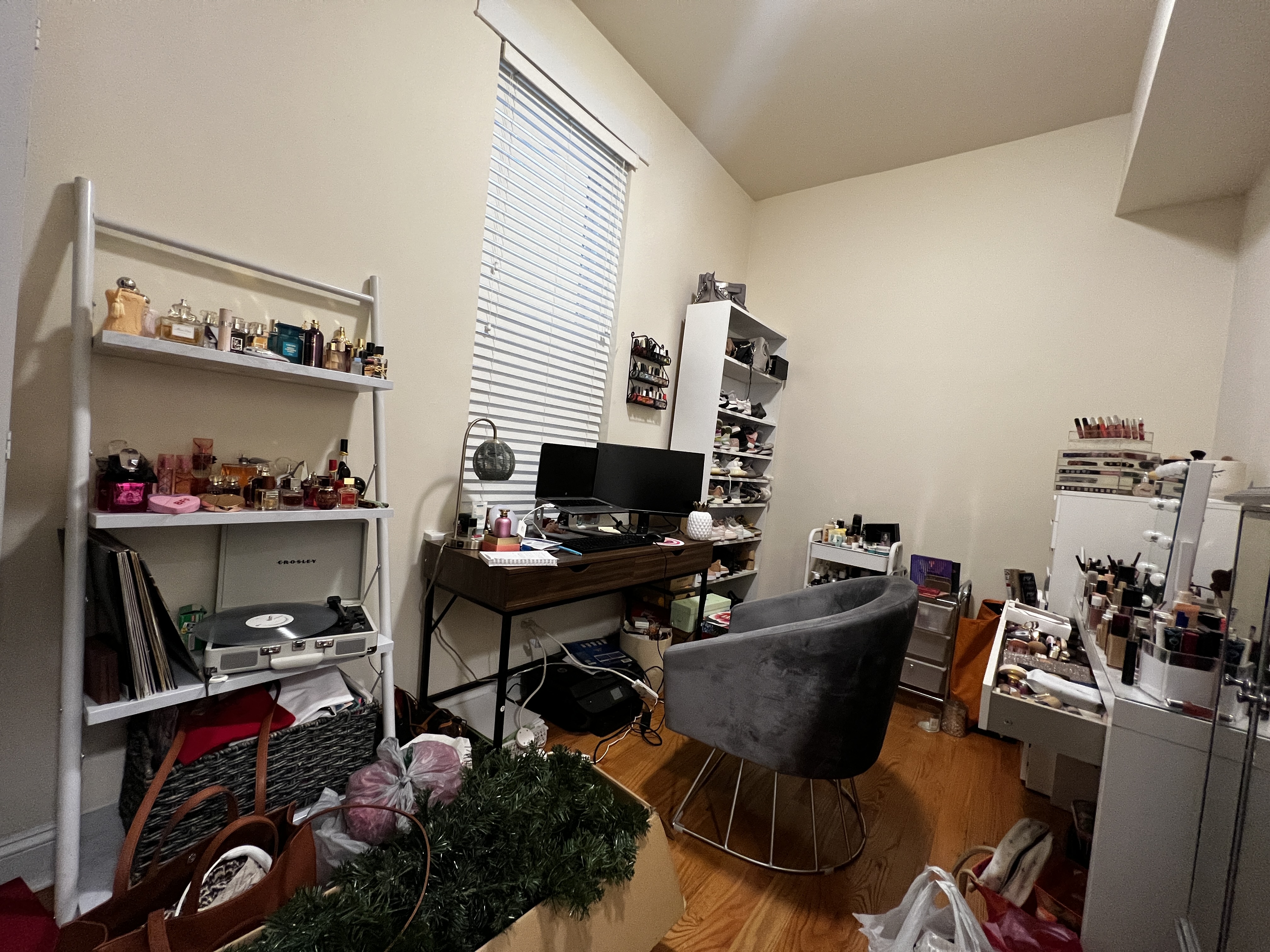 2026 W. Webster Ave. 2026 W. Webster Ave., Chicago, IL 60647 Bucktown - Leasing by Cross Street